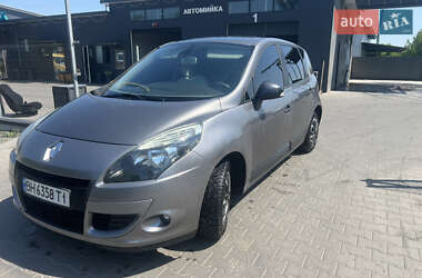 Мінівен Renault Scenic 2009 в Красилові