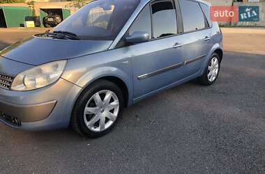 Минивэн Renault Scenic 2004 в 