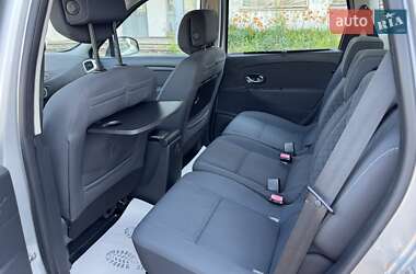 Минивэн Renault Scenic 2010 в 