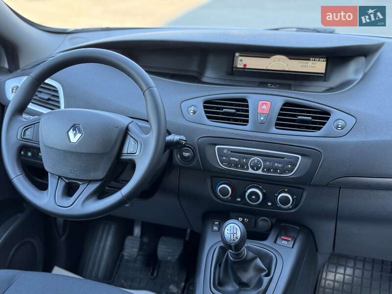 Минивэн Renault Scenic 2010 в Сумах