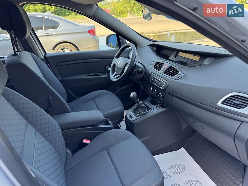 Минивэн Renault Scenic 2010 в Сумах