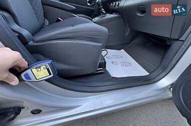 Минивэн Renault Scenic 2010 в 