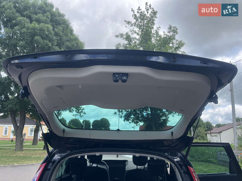 Минивэн Renault Scenic 2011 в Черкассах фото 67 Минивэн Renault Scenic 2011 в Черкассах