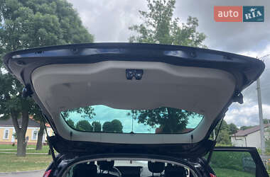 Минивэн Renault Scenic 2011 в 