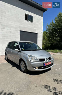Минивэн Renault Scenic 2008 в Хороле