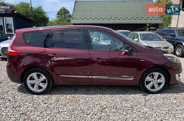 Минивэн Renault Scenic 2012 в 