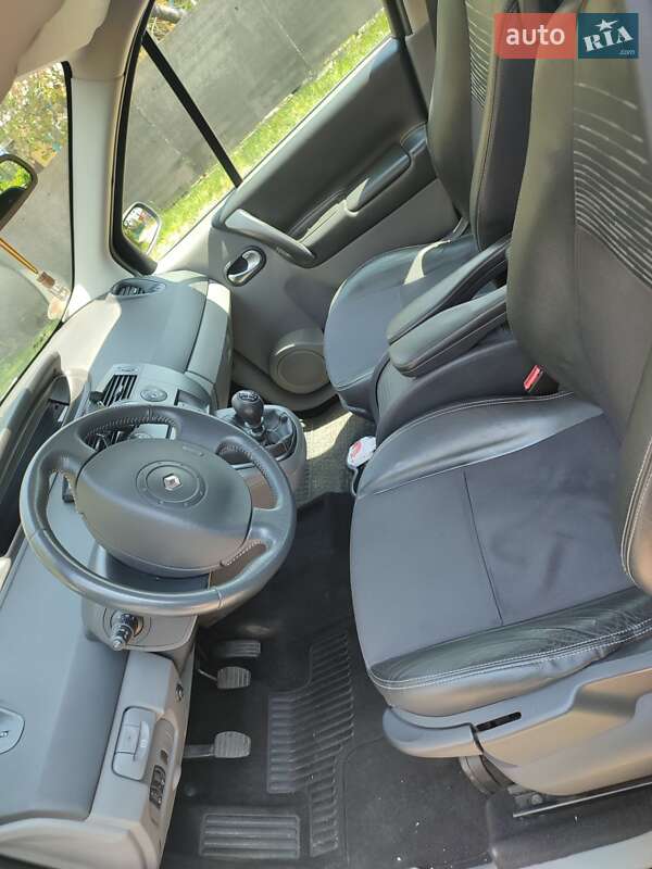 Минивэн Renault Scenic 2005 в Лубнах фото 7 Минивэн Renault Scenic 2005 в Лубнах