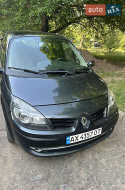 Минивэн Renault Scenic 2009 в 