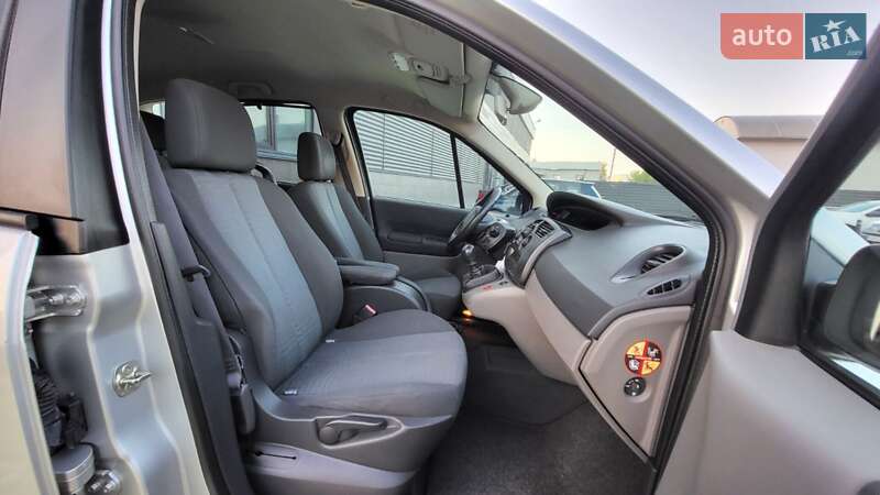 Минивэн Renault Scenic 2006 в Черкассах