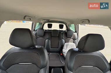 Минивэн Renault Scenic 2019 в 