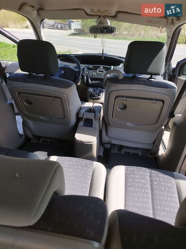 Минивэн Renault Scenic 2003 в Черновцах