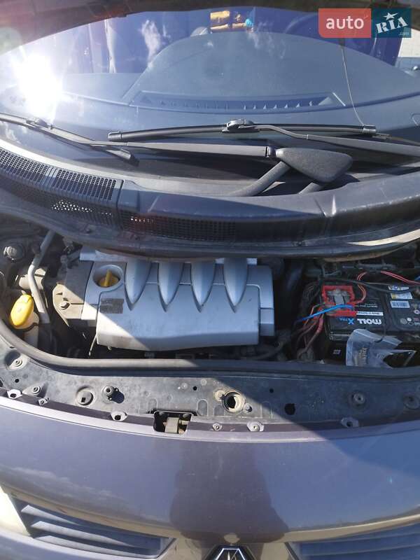 Минивэн Renault Scenic 2003 в Черновцах