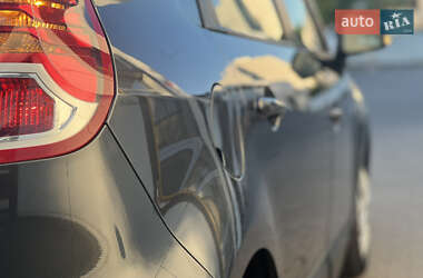 Минивэн Renault Scenic 2010 в 