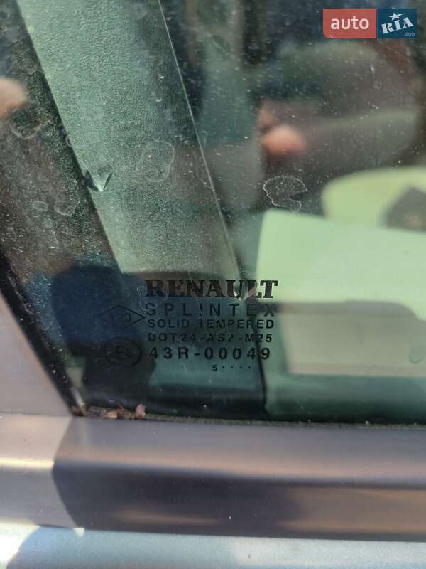 Минивэн Renault Scenic 2005 в Збараже