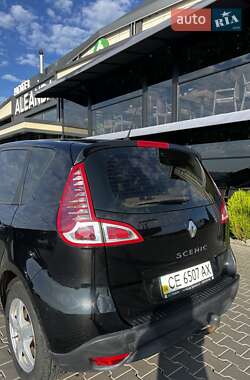 Мінівен Renault Scenic 2011 в 