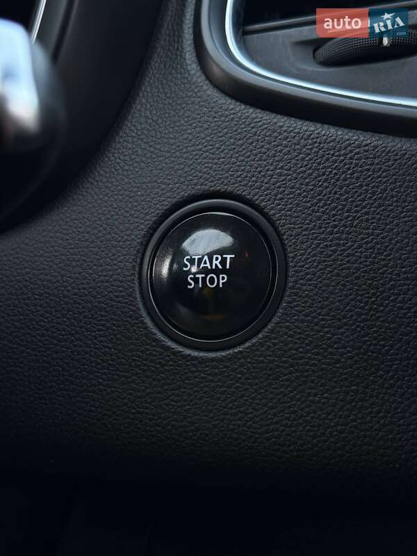 Мінівен Renault Scenic 2017 в Дніпрі