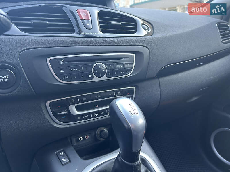 Минивэн Renault Scenic 2011 в Николаеве