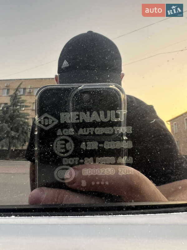 Минивэн Renault Scenic 2014 в Краснограде