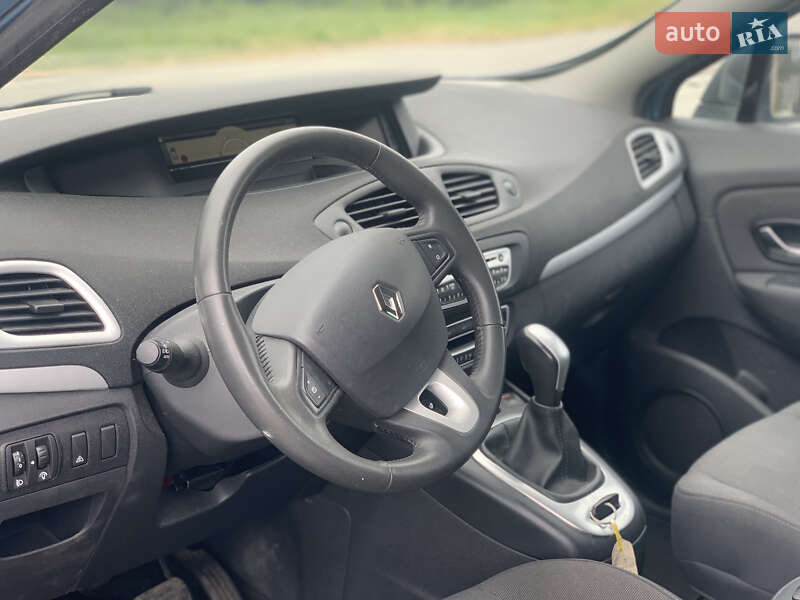 Минивэн Renault Scenic 2010 в Староконстантинове