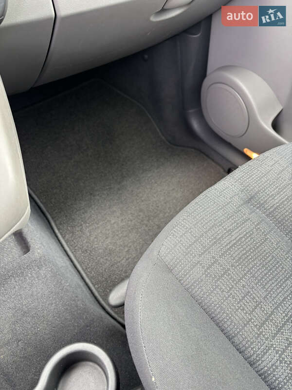 Мінівен Renault Scenic 2007 в Тернополі