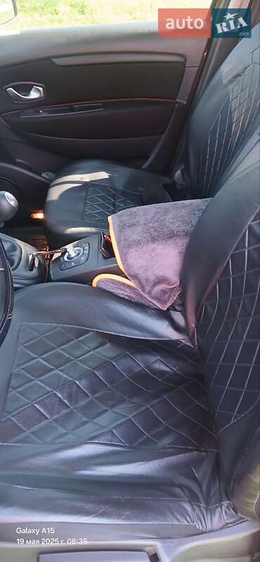 Минивэн Renault Scenic 2010 в Валках