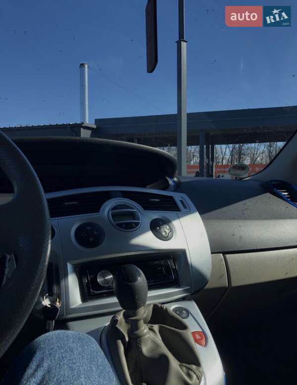 Минивэн Renault Scenic 2005 в Луцке