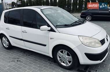 Минивэн Renault Scenic 2004 в 