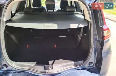 Минивэн Renault Scenic 2017 в 