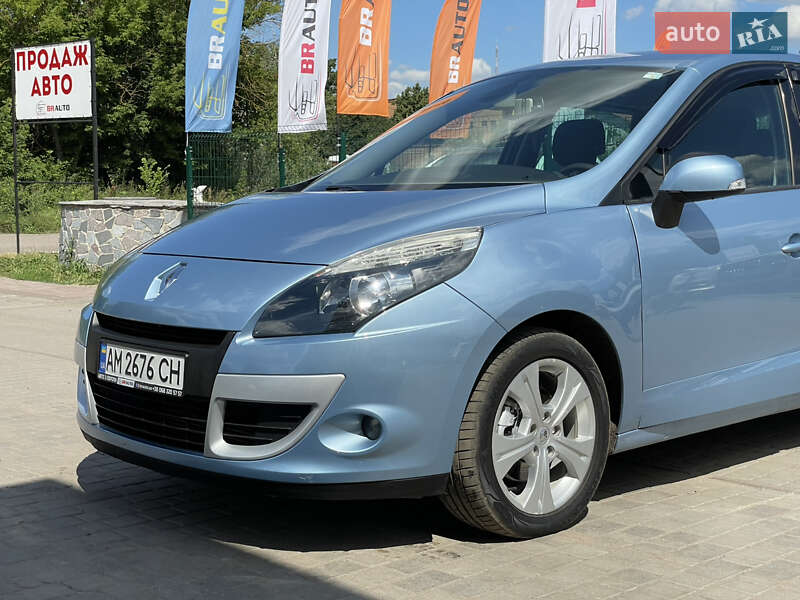 Минивэн Renault Scenic 2011 в Бердичеве