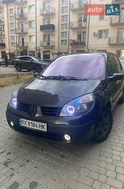 Мінівен Renault Scenic 2003 в Ужгороді