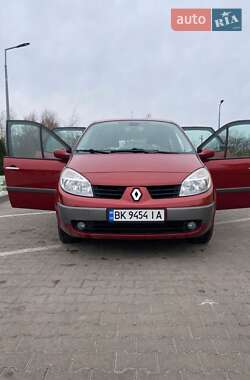 Минивэн Renault Scenic 2003 в Дубно