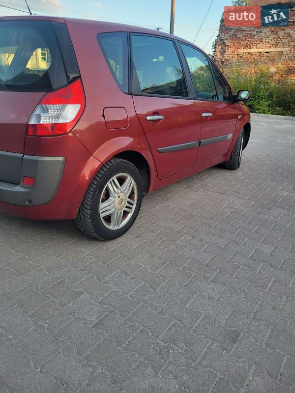 Минивэн Renault Scenic 2005 в Збараже