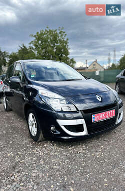 Минивэн Renault Scenic 2011 в Луцке