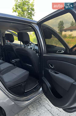 Минивэн Renault Scenic 2013 в 