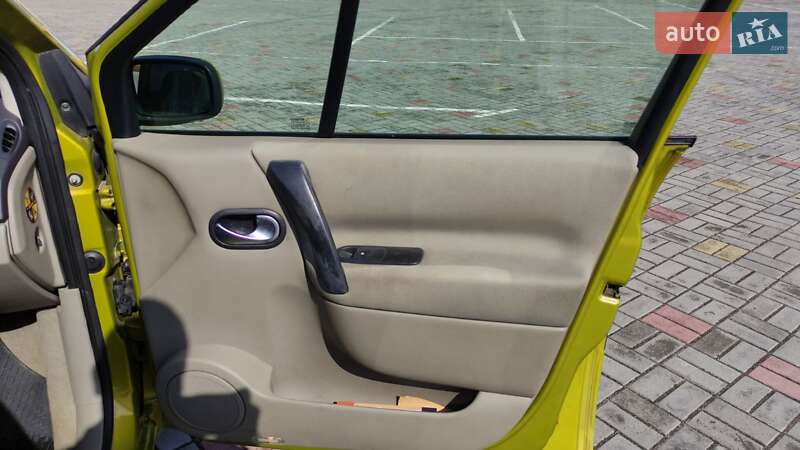 Минивэн Renault Scenic 2004 в Житомире