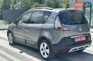 Минивэн Renault Scenic 2013 в 