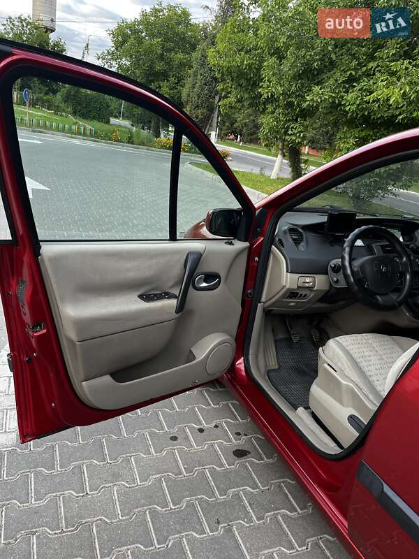 Минивэн Renault Scenic 2005 в Ладыжине