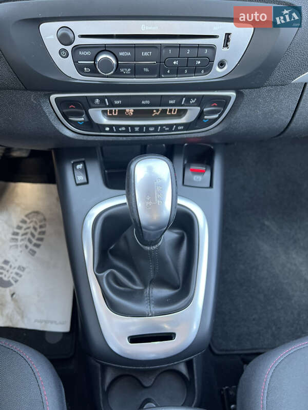 Минивэн Renault Scenic 2014 в Бердичеве