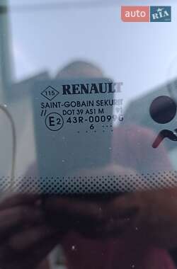Минивэн Renault Scenic 2006 в 