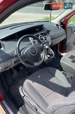 Минивэн Renault Scenic 2007 в 