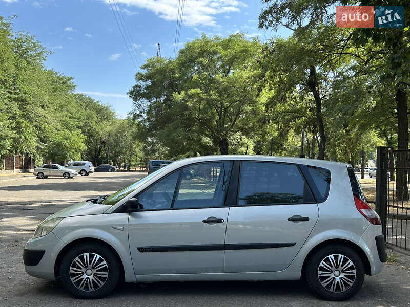 Минивэн Renault Scenic 2006 в Николаеве