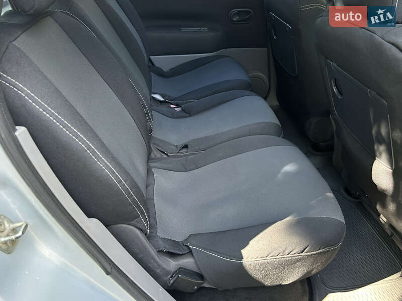 Минивэн Renault Scenic 2006 в Николаеве