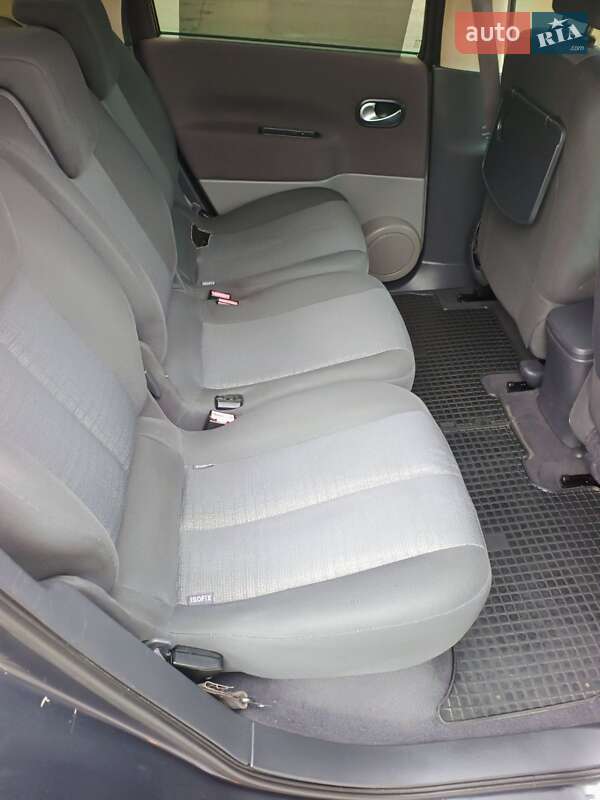 Минивэн Renault Scenic 2007 в Дубно