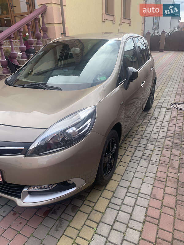 Минивэн Renault Scenic 2016 в Ровно