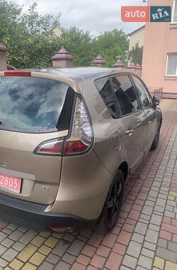 Минивэн Renault Scenic 2016 в 