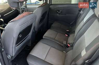 Минивэн Renault Scenic 2014 в 