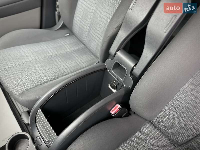 Минивэн Renault Scenic 2007 в Сумах