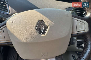 Минивэн Renault Scenic 2011 в 