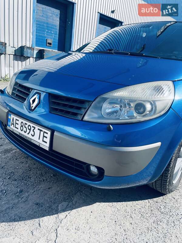 Минивэн Renault Scenic 2005 в Кривом Роге