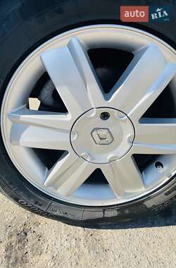 Минивэн Renault Scenic 2005 в 
